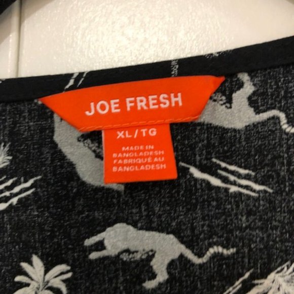 Joe Fresh Printed Wrap top - Picture 2 of 5